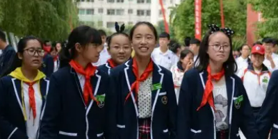 <b>黑水縣職業(yè)中學(xué)</b>