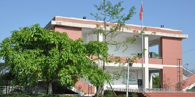 <b>邛崍市職業高級中學</b>