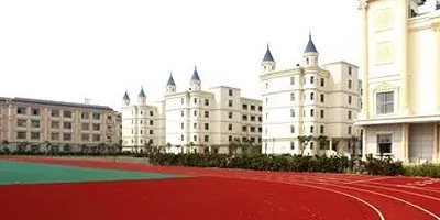 <b>成都外語職業中專學校</b>