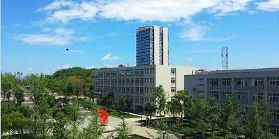 <b>成都市武侯高新職業技術學校</b>