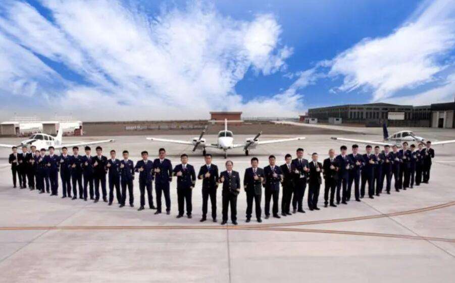 綿陽泛美飛行職業(yè)技術(shù)學(xué)校