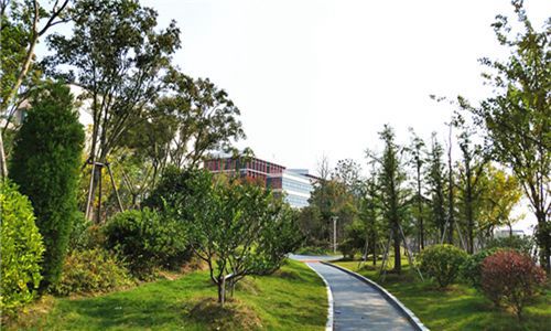 四川省檔案學校