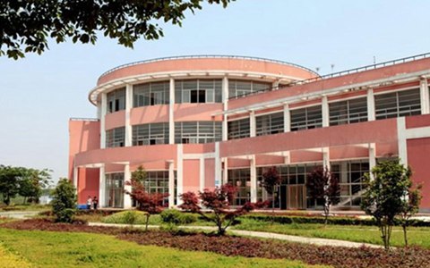 南充外國(guó)語(yǔ)中等專業(yè)學(xué)校2023招生專業(yè)有哪些?鐵道運(yùn)輸方向?qū)I(yè)怎么樣