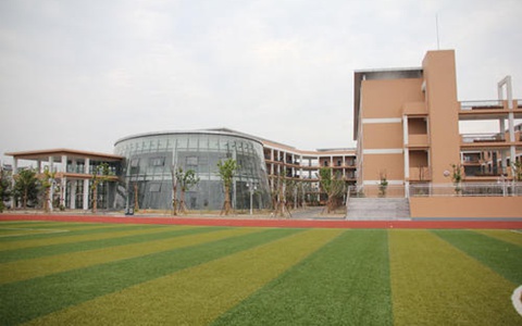 廣元利州中等專業學校都有哪些熱門專業?醫學檢驗技術專業好不好