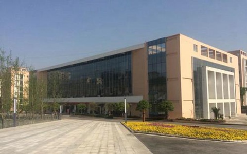 興文縣職業技術學校什么專業在招生?計算機應用專業就業方向如何